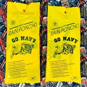 Storm Duds ‘Go Navy’ Yellow Rain Poncho Set.